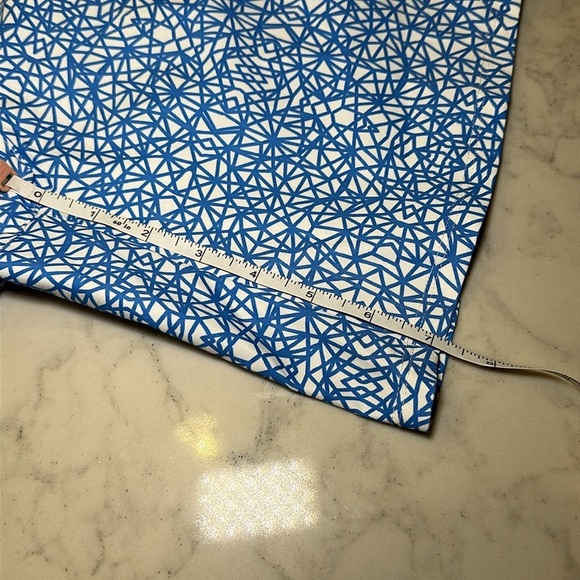 NWT Adidas Advanced Deco Print Blue White High Rise Golf Shorts Sz 2 - Picture 5 of 5